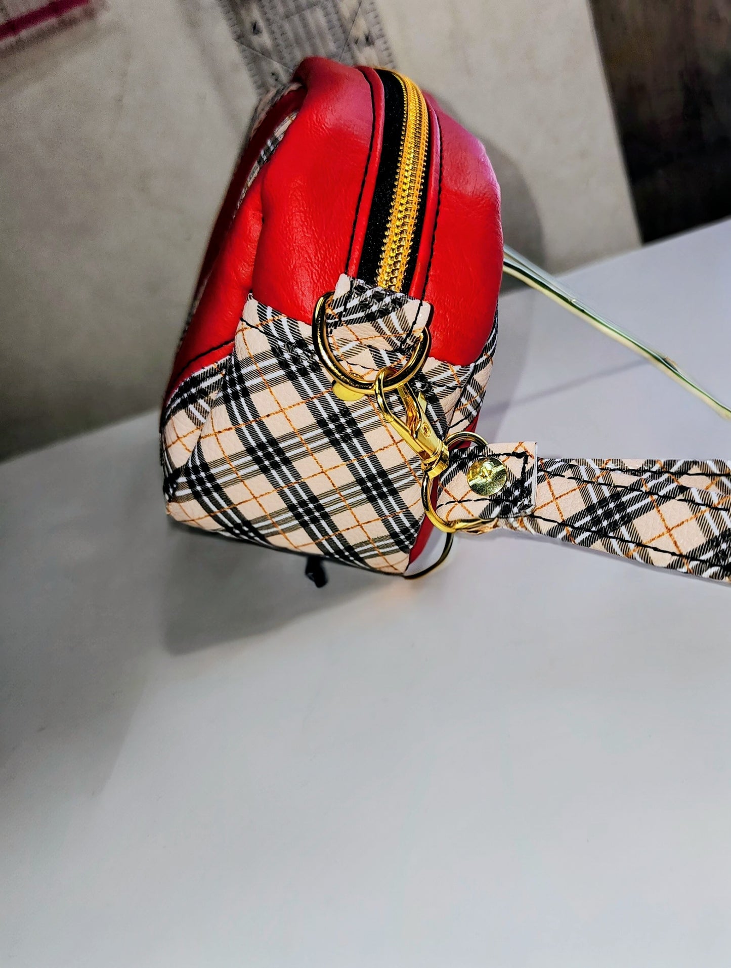 Mini crossbody bags