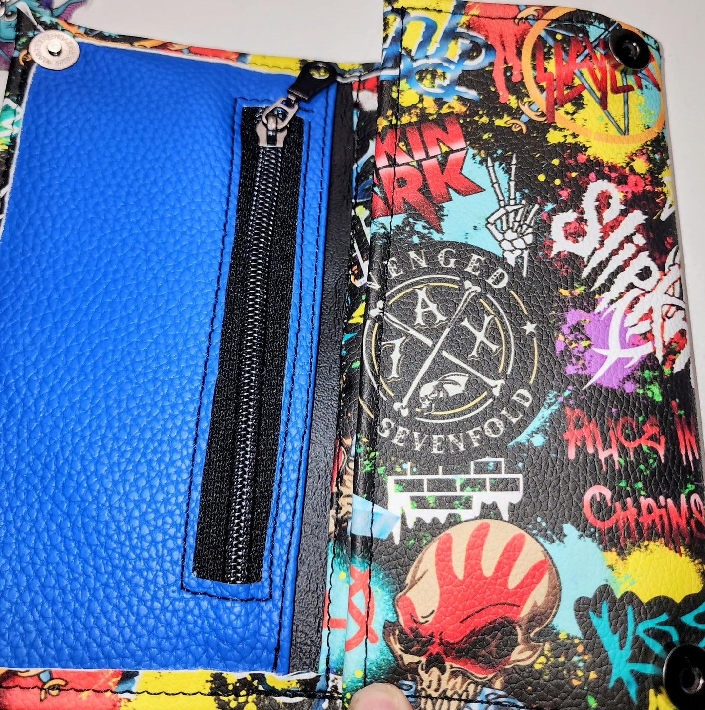 Draco trifold wallet