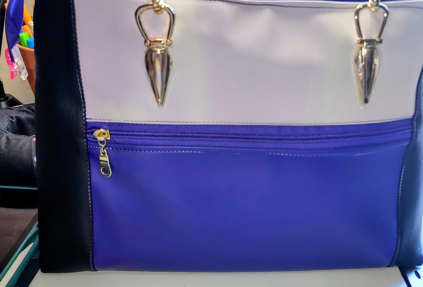 Elegant tote bag