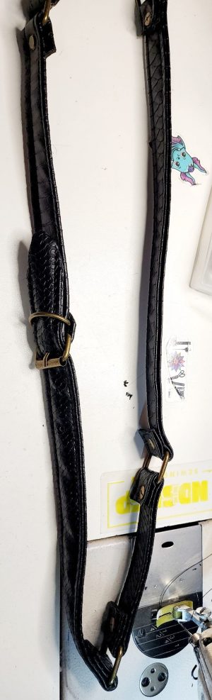 Renaissance style belts